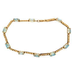 Pre Owned 9ct Blue Topaz Set Braclet ZU771